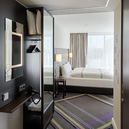 Hotel Premier Hahnekamm 3*