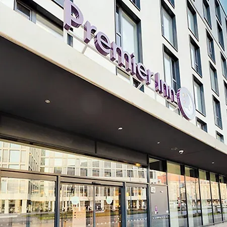 Premier Centre Szálloda