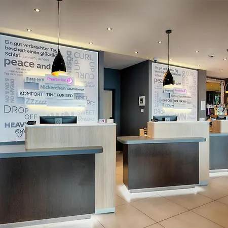 Premier Hahnekamm Hotel 3*