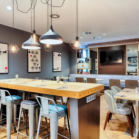 Hotel Premier Hahnekamm 3*