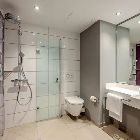 Premier Centre Szálloda 3*