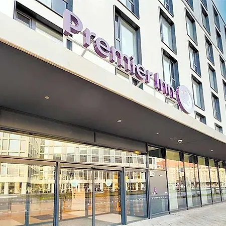Premier Centre 호텔 3*